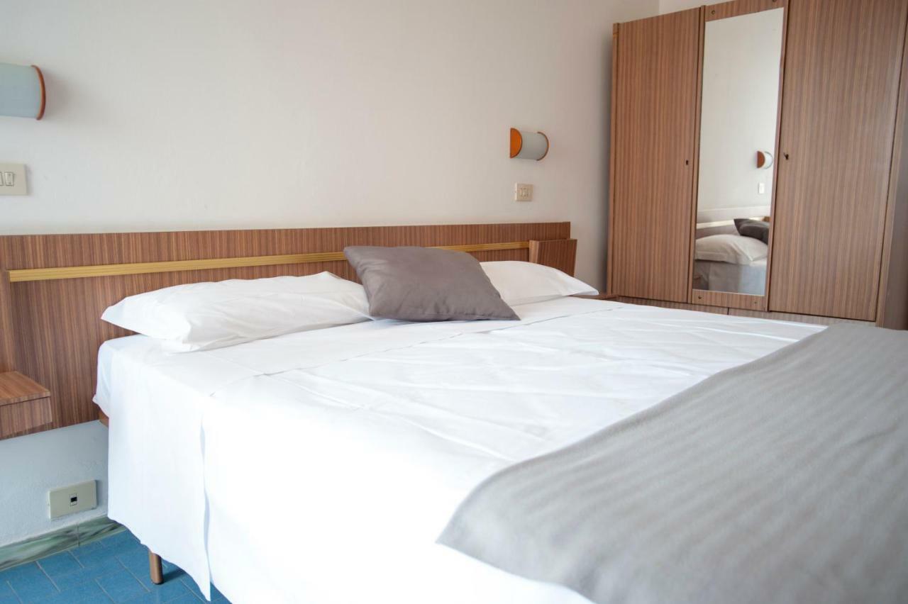 Hotel Sara*** Cesenatico Εξωτερικό φωτογραφία